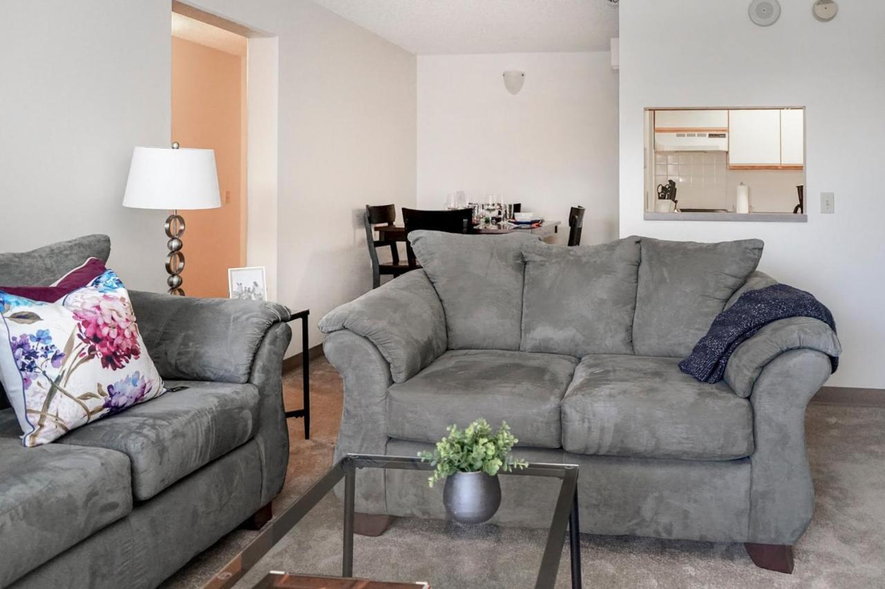 Short Term Rentals At The Park At Trowbridge Senior Community Southfield Exterior foto